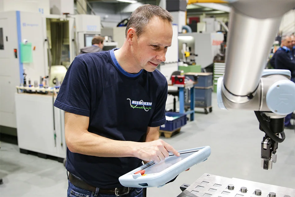 Heemskerk robot teach pendant