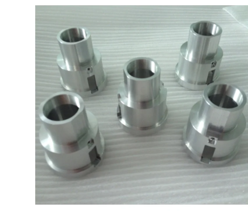 Robotic-arm stepped components